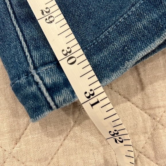 Women's Flared Blue Jeans-Petite - Picture 6 of 6